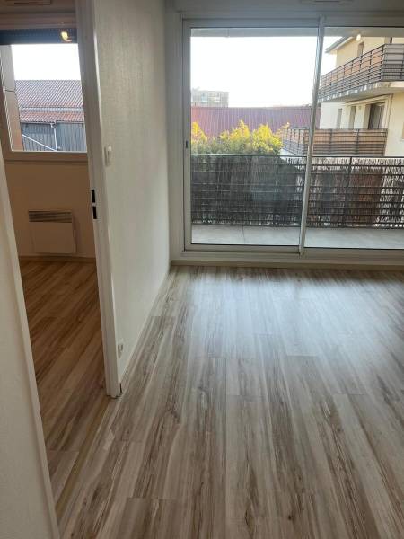 Rénovation peinture dans un appartement à Toulouse quartier des Minimes pour une agence de gestion immobilière